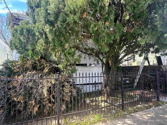 2420-2422 Philip Street, New Orleans, LA 70113