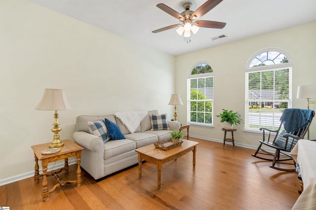 7 Kersey Gale Court, Simpsonville, SC 29681