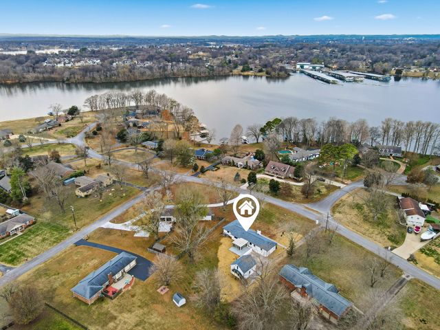 283 Lake Terrace Dr, Hendersonville, TN 37075