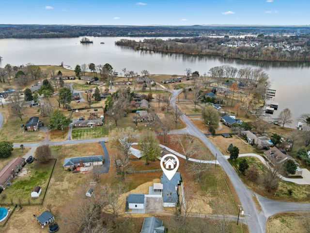 283 Lake Terrace Dr, Hendersonville, TN 37075