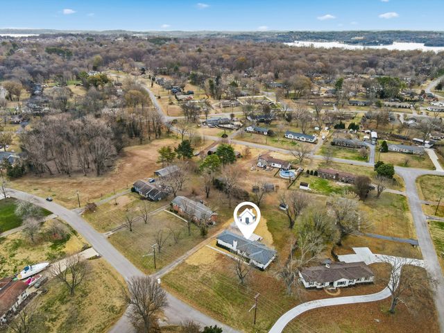 283 Lake Terrace Dr, Hendersonville, TN 37075
