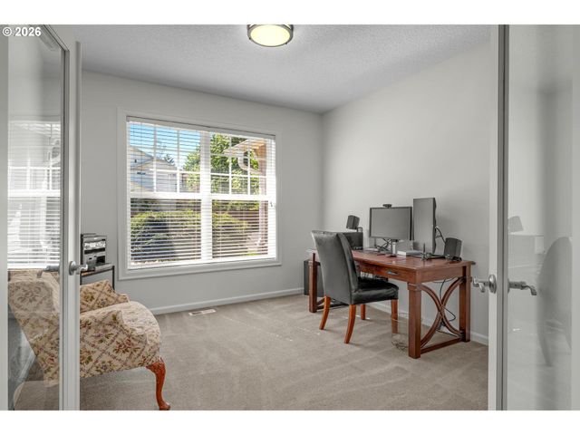 2097 Sw NANCY Dr, Gresham, OR 97080