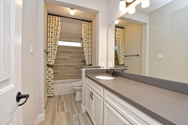 2305 Millbrook LOOP, Leander, TX 78641