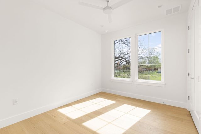 2910 E 4th, Austin, TX 78702