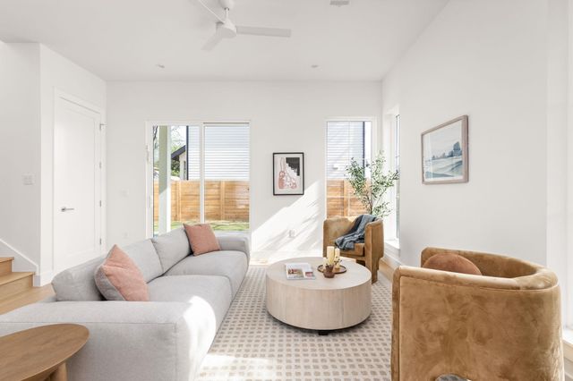 2910 E 4th, Austin, TX 78702