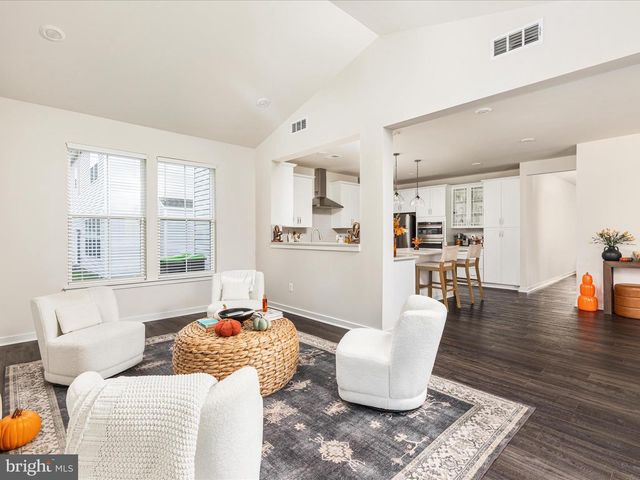 308 LEHIGH DR, Winchester, VA 22602