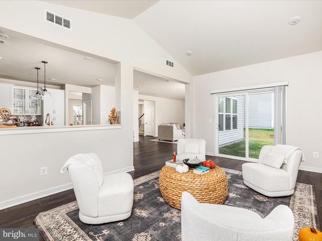 308 LEHIGH DR, Winchester, VA 22602