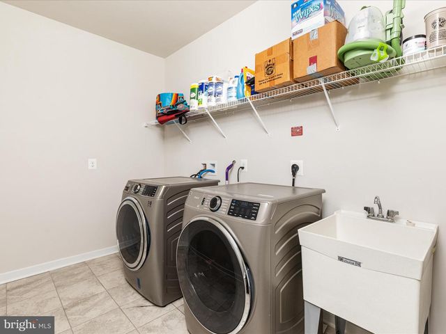 308 LEHIGH DR, Winchester, VA 22602