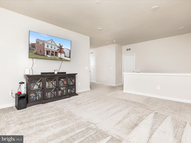 308 LEHIGH DR, Winchester, VA 22602