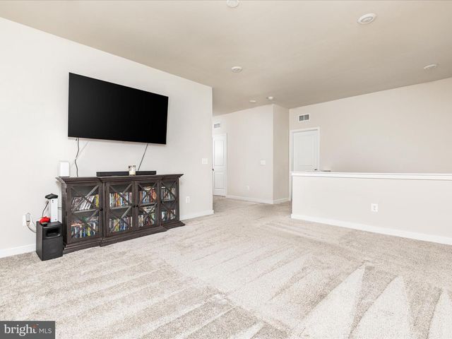 308 LEHIGH DR, Winchester, VA 22602