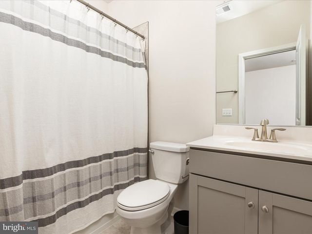 308 LEHIGH DR, Winchester, VA 22602