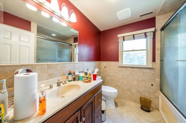 518 Eagle Rock Avenue, Roseland Boro, NJ 07068