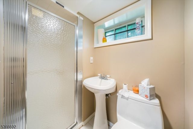 518 Eagle Rock Avenue, Roseland Boro, NJ 07068