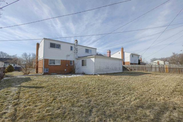 23627 Thornton Street, Clinton Township, MI 48035