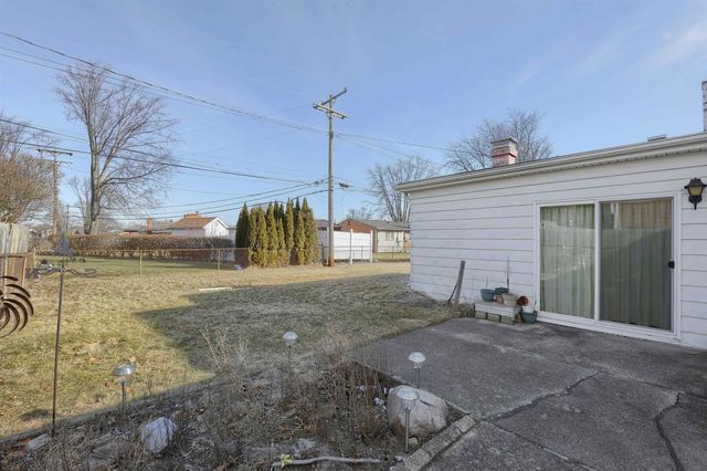 23627 Thornton Street, Clinton Township, MI 48035
