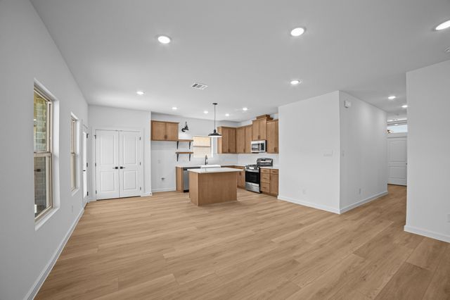1229 Eagle Mountain Drive, Dallas, TX 75253
