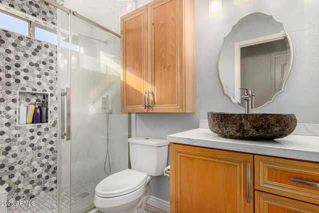 479 W DOUGLAS Avenue, Gilbert, AZ 85233