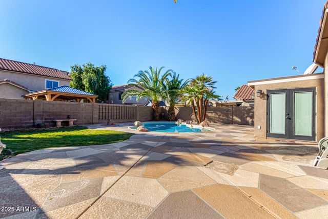 479 W DOUGLAS Avenue, Gilbert, AZ 85233