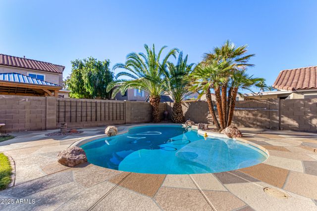 479 W DOUGLAS Avenue, Gilbert, AZ 85233