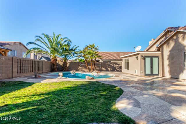 479 W DOUGLAS Avenue, Gilbert, AZ 85233