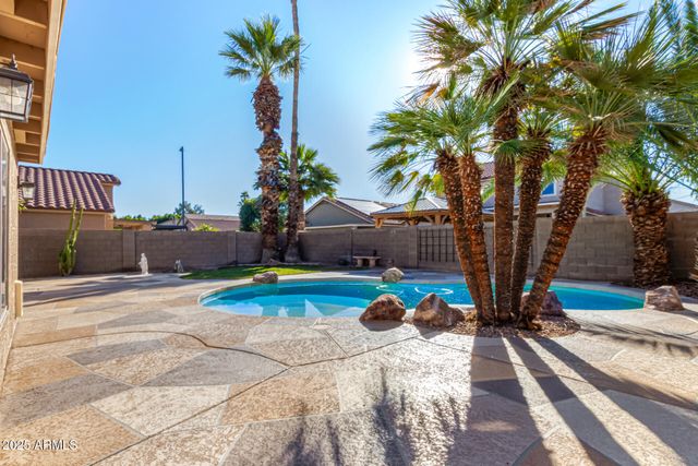 479 W DOUGLAS Avenue, Gilbert, AZ 85233