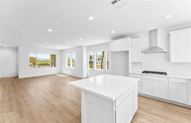 108 Pickwick Lane Court, Burbank, CA 91506
