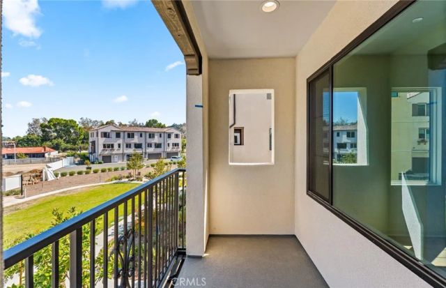 108 Pickwick Lane Court, Burbank, CA 91506