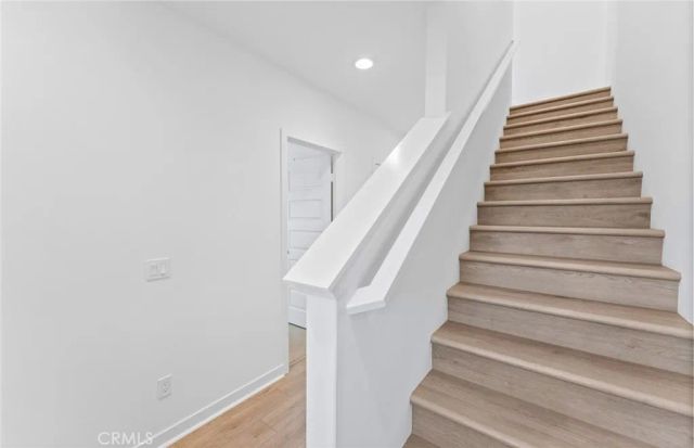 108 Pickwick Lane Court, Burbank, CA 91506