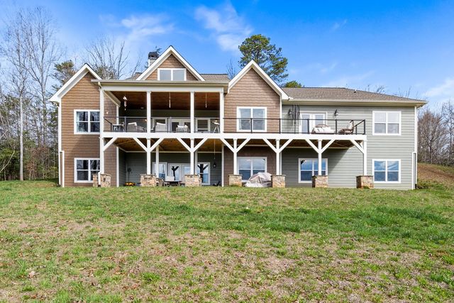 193 Mountain Harbour Drive, Hayesville, NC 28904
