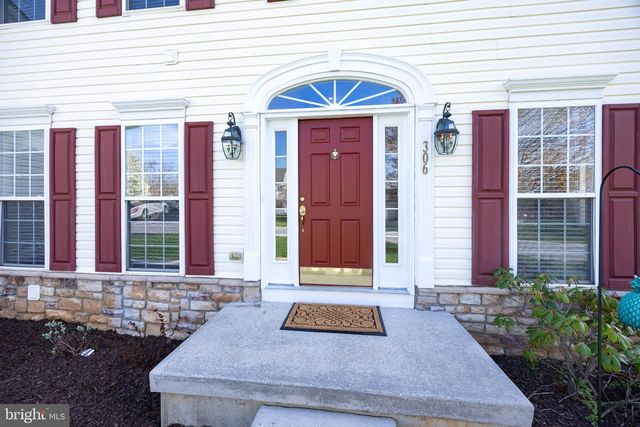 306 WINCHESTER LN, West Grove, PA 19390