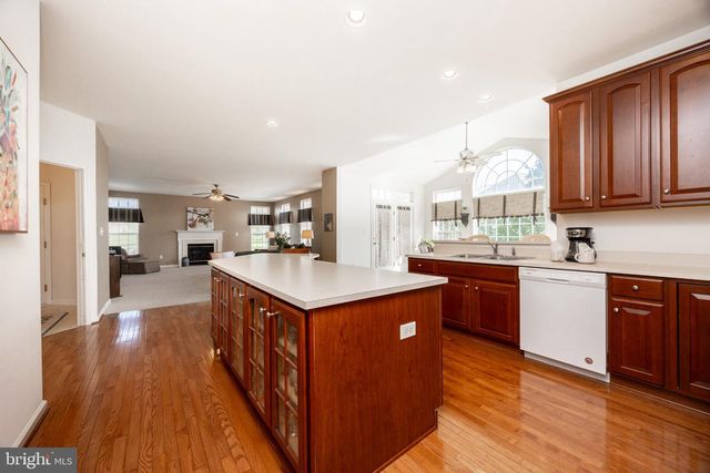 306 WINCHESTER LN, West Grove, PA 19390
