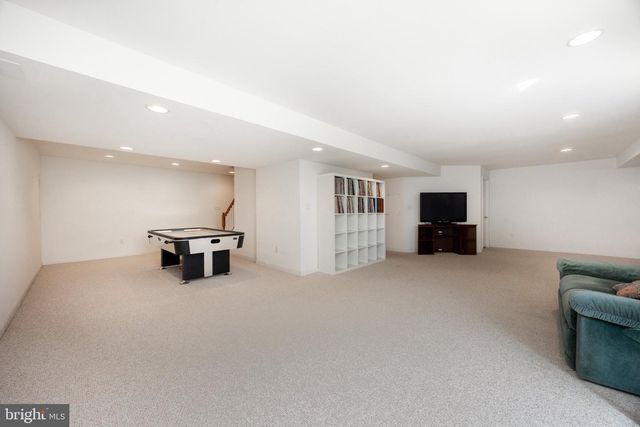 306 WINCHESTER LN, West Grove, PA 19390
