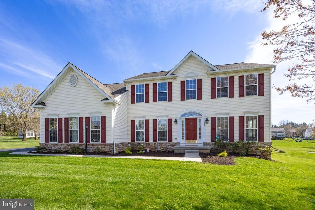 306 WINCHESTER LN, West Grove, PA 19390