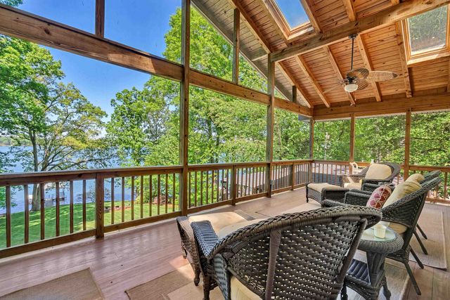 132 Lake Bowen Drive, Inman, SC 29349