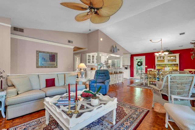 132 Lake Bowen Drive, Inman, SC 29349