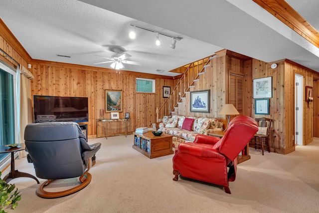132 Lake Bowen Drive, Inman, SC 29349