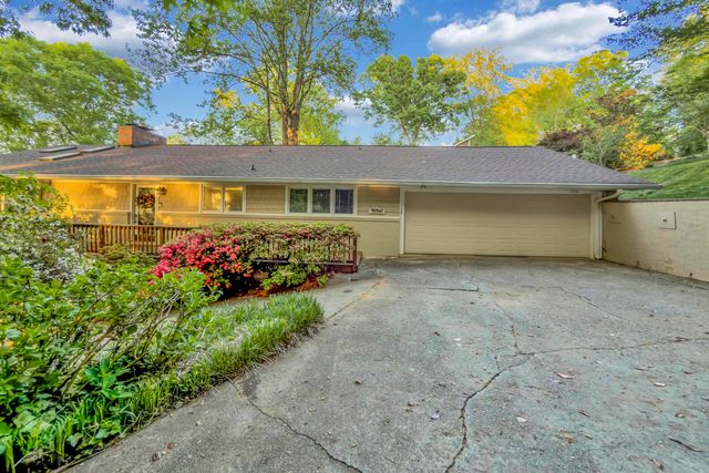 132 Lake Bowen Drive, Inman, SC 29349