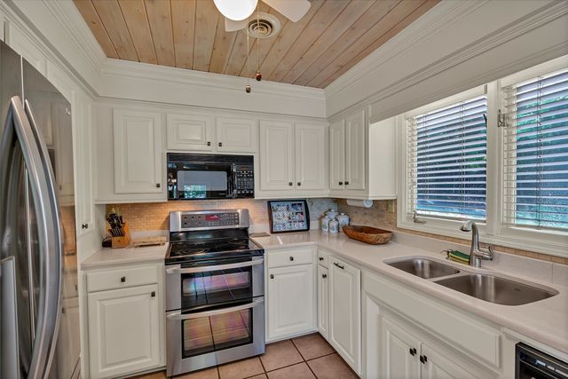 132 Lake Bowen Drive, Inman, SC 29349