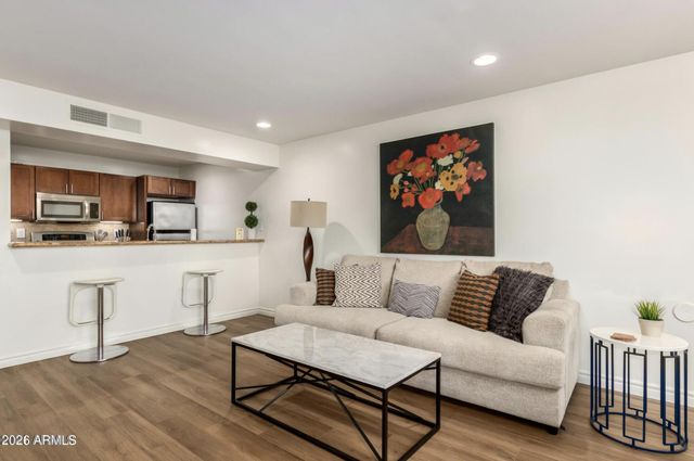 4120 N 78TH Street 103, Scottsdale, AZ 85251