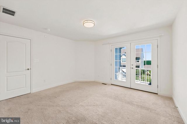 3541 MUIRWOOD DR, Newtown Square, PA 19073