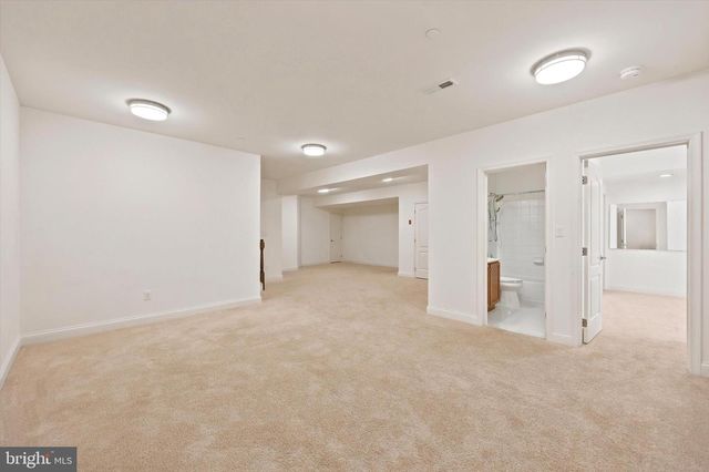 3541 MUIRWOOD DR, Newtown Square, PA 19073