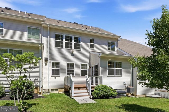 3541 MUIRWOOD DR, Newtown Square, PA 19073