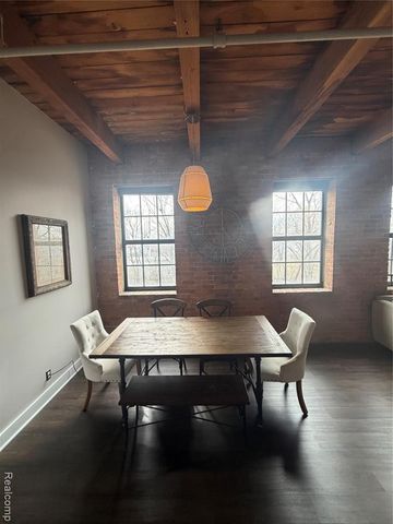 6533 E Jefferson Avenue 221W, Detroit, MI 48207