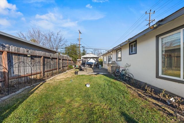 2329 Edison Ave, Sacramento, CA 95821