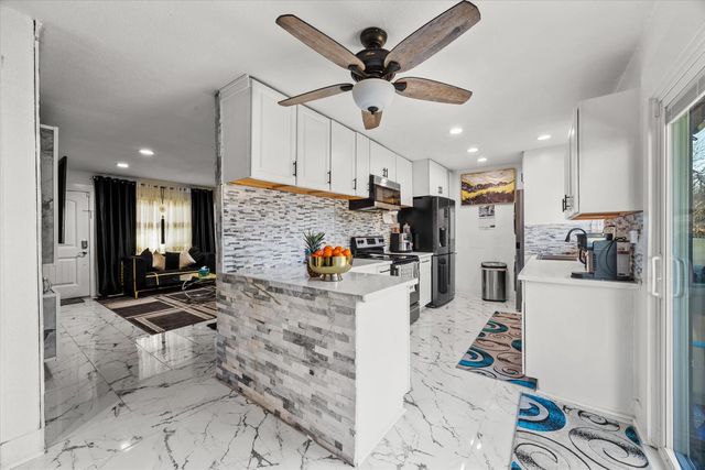 2329 Edison Ave, Sacramento, CA 95821