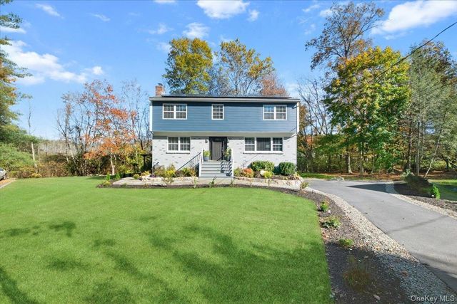 67 Thoreau Court, Yorktown Heights, NY 10598