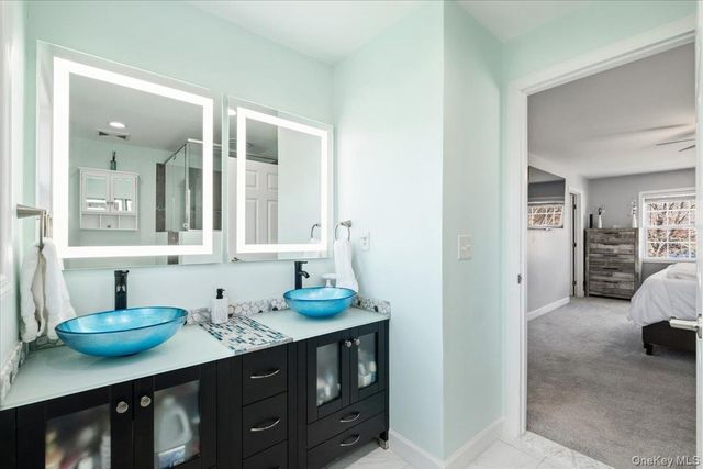 67 Thoreau Court, Yorktown Heights, NY 10598