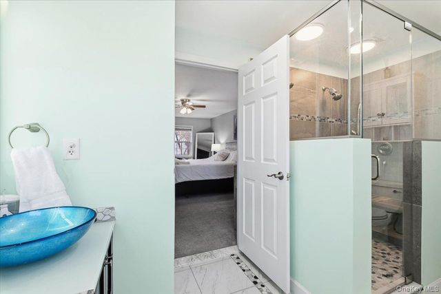 67 Thoreau Court, Yorktown Heights, NY 10598