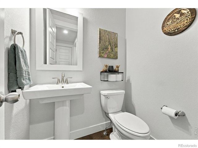 1962 Raindrop Drive, Windsor, CO 80550