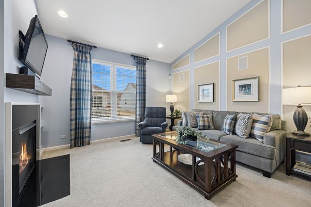 11914 Hollister Court, Huntley, IL 60142